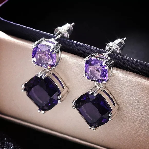 Elegant Purple Crystal Dangle Earrings - Picture 2 of 4